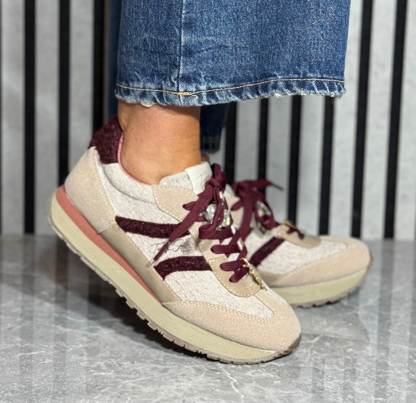 Teddy Smith -  Beige/Burgundy Charm Detailed Trainer (121126)