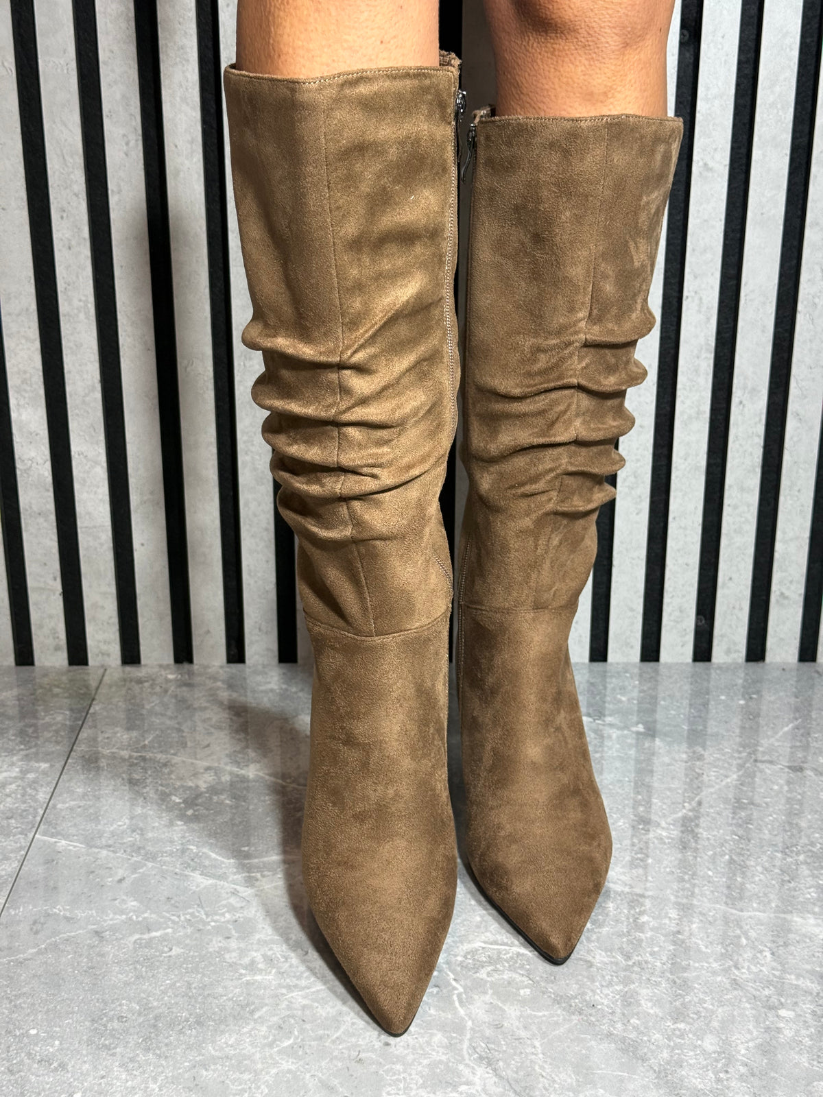 Redz - Biscuit Faux Suede Ruched Heel Boot