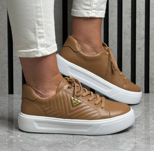 Pegada - Tan Leather Trainer