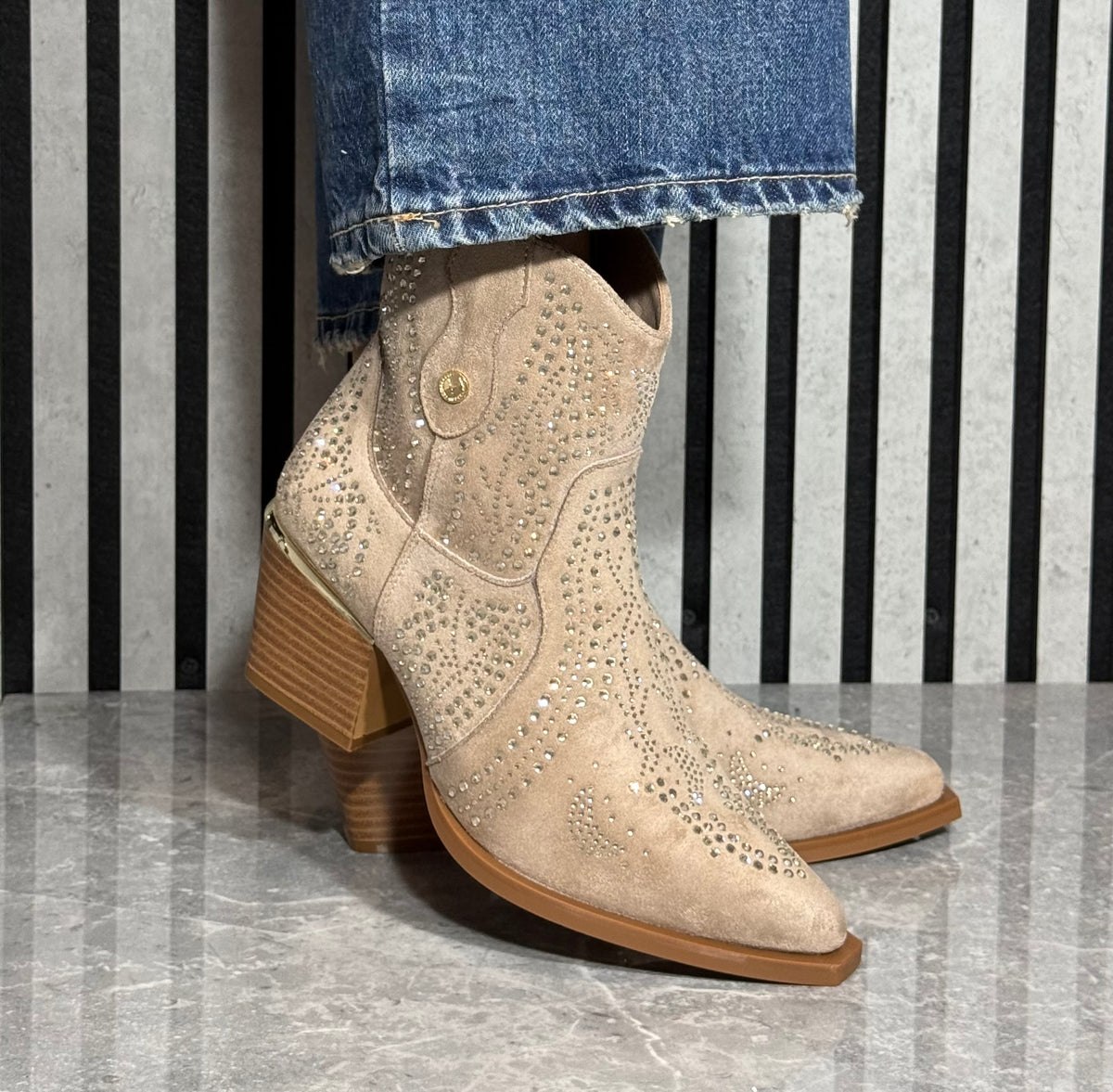 Xti - Beige Embellished Cowboy Boot (146100)