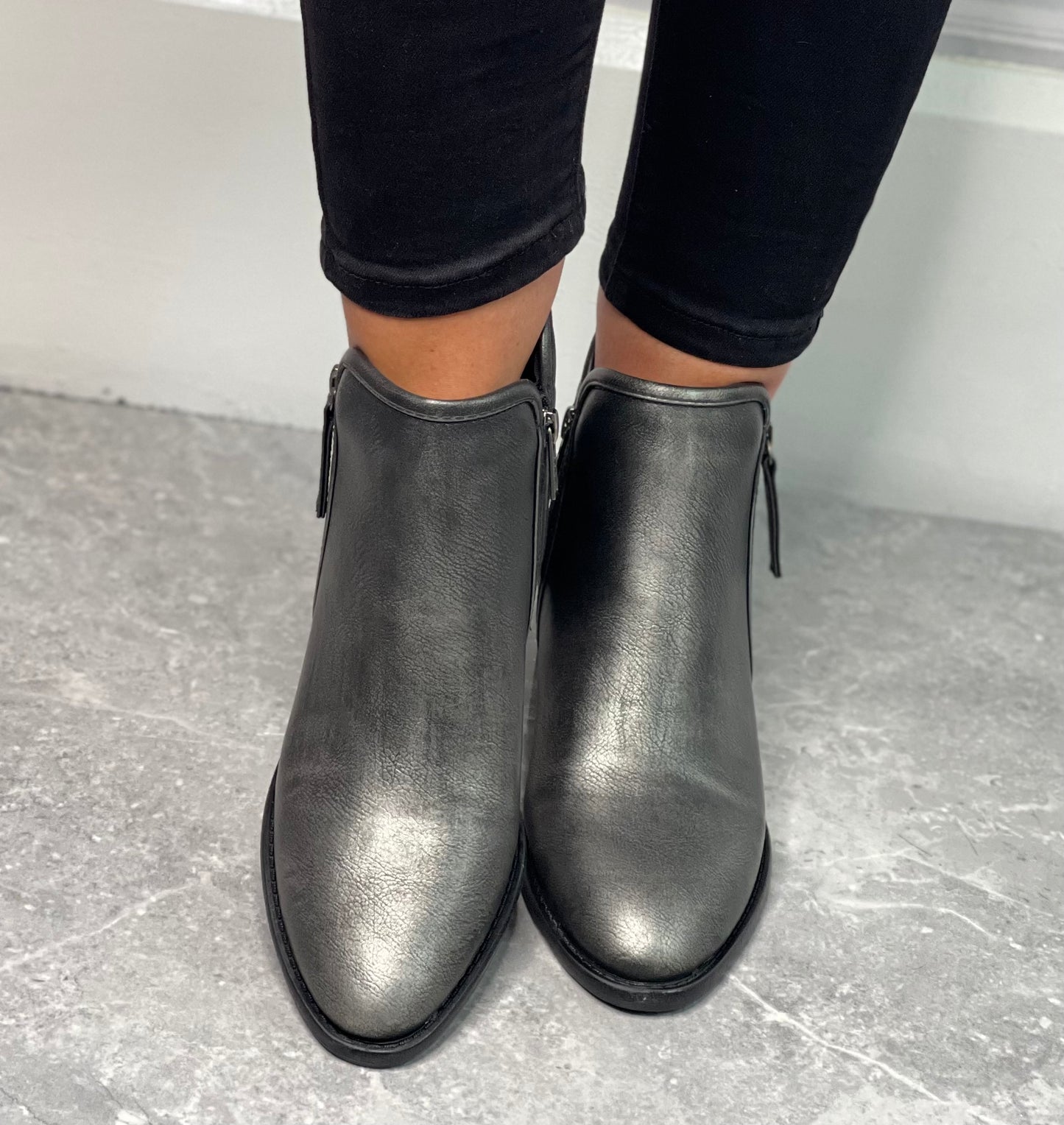 Xti - Pewter Ankle Boot