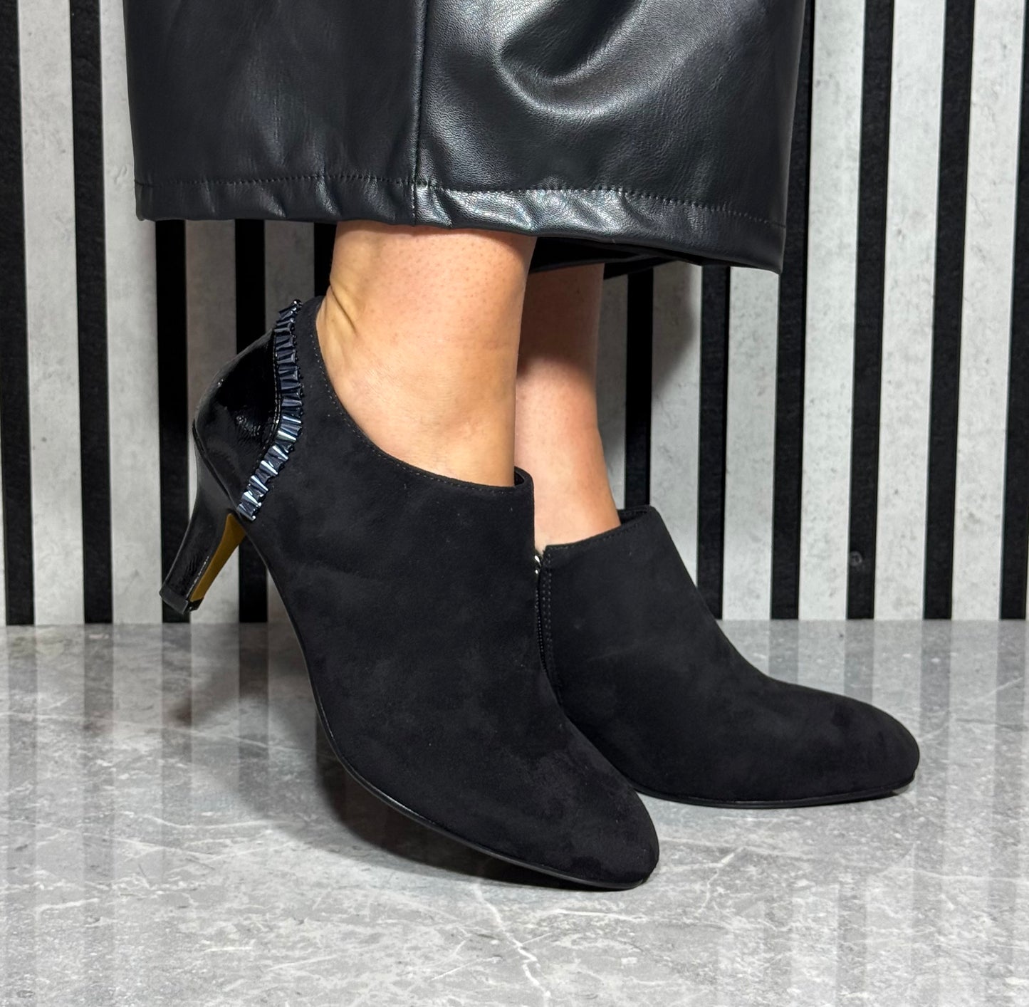 Kate Appleby - ‘Haddon' Schwarz Sparkle Shoe Boot