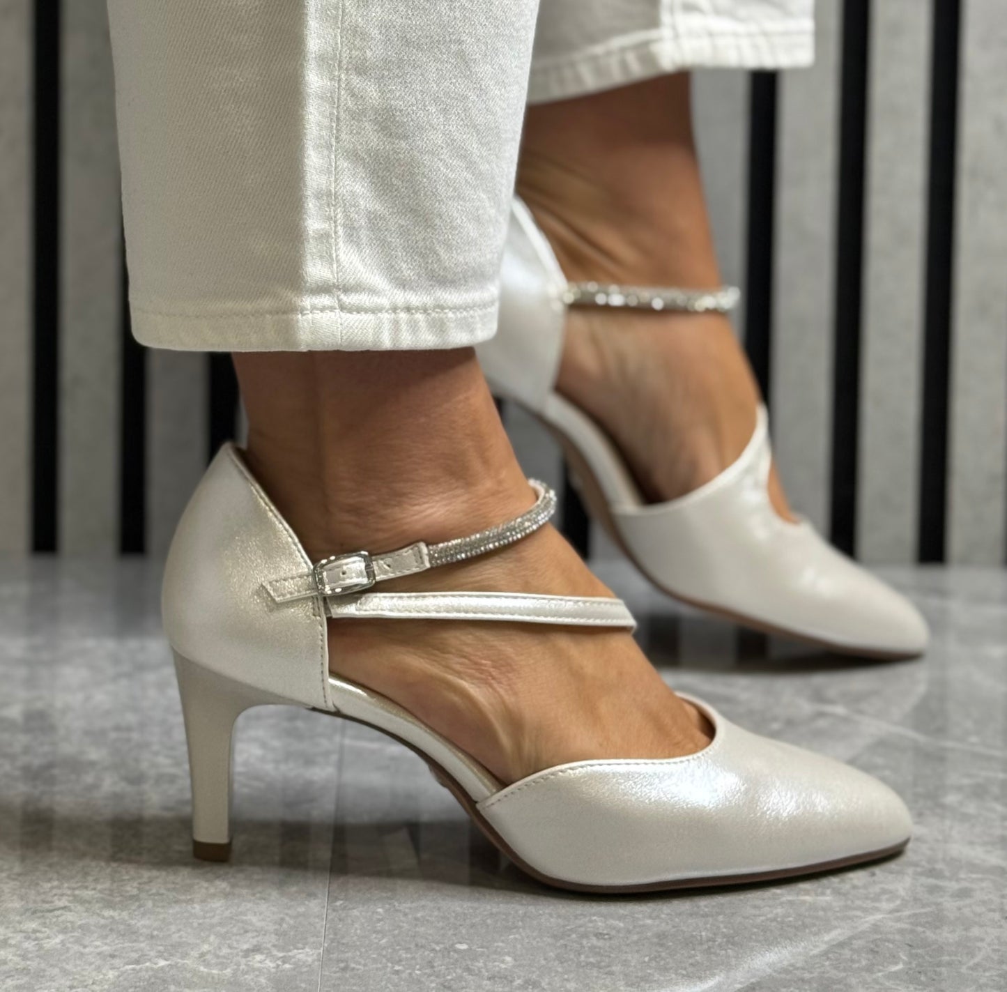 Tamaris - Pearl Metallic Strap Heel