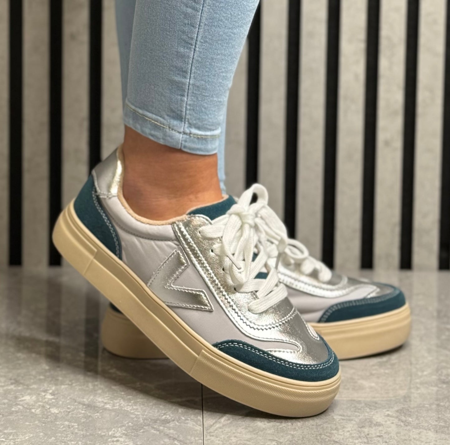 Drilleys- 'Eighty' Aqua Blush Platform Trainer