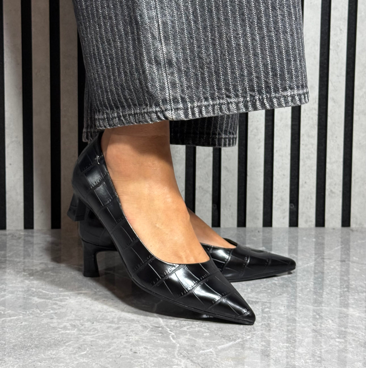 Tamaris - Black Croc Kitten Heel Shoe