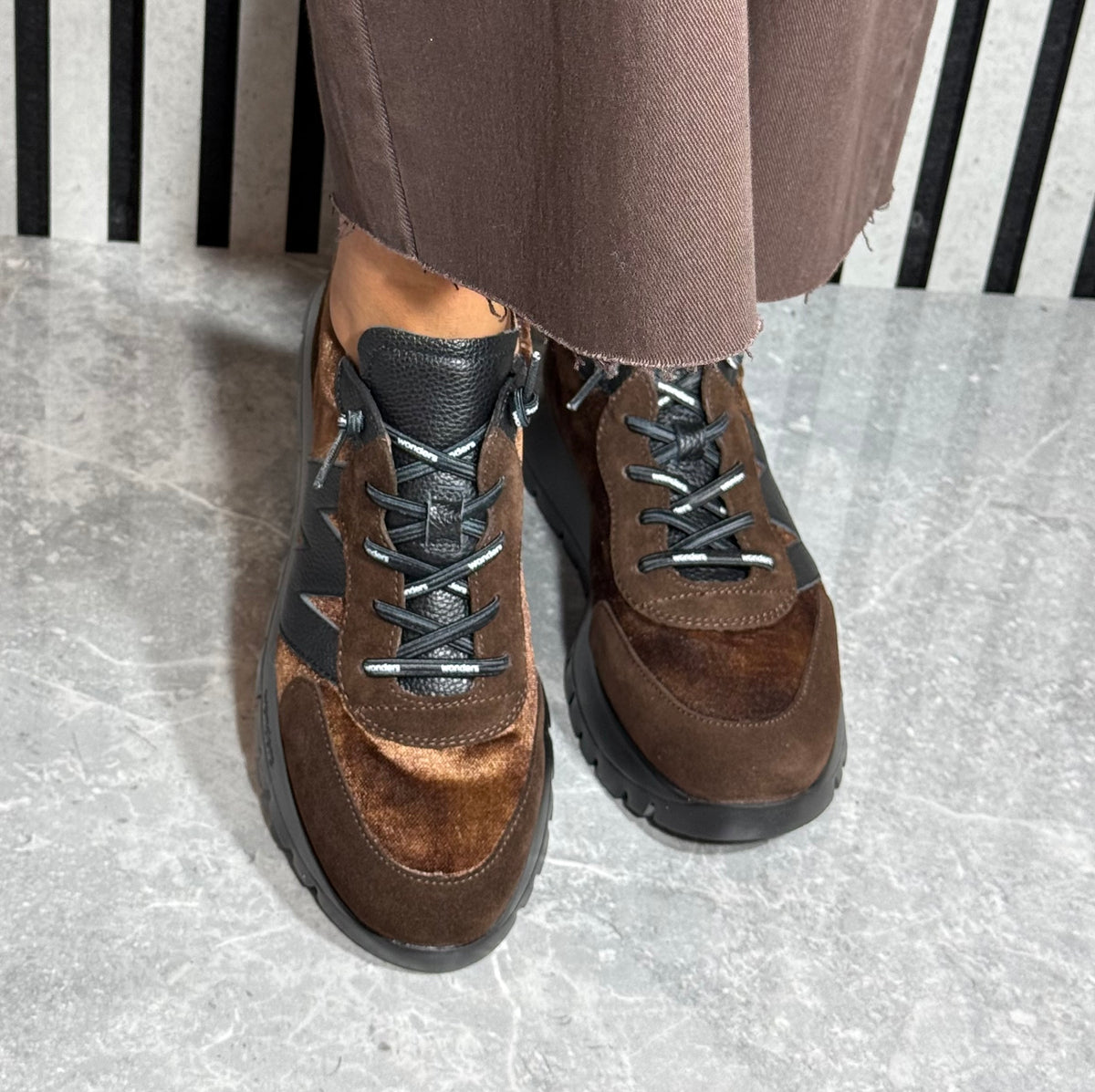 Wonders - A-24111 Brown Combo Suede Trainer (Testa/Marron)