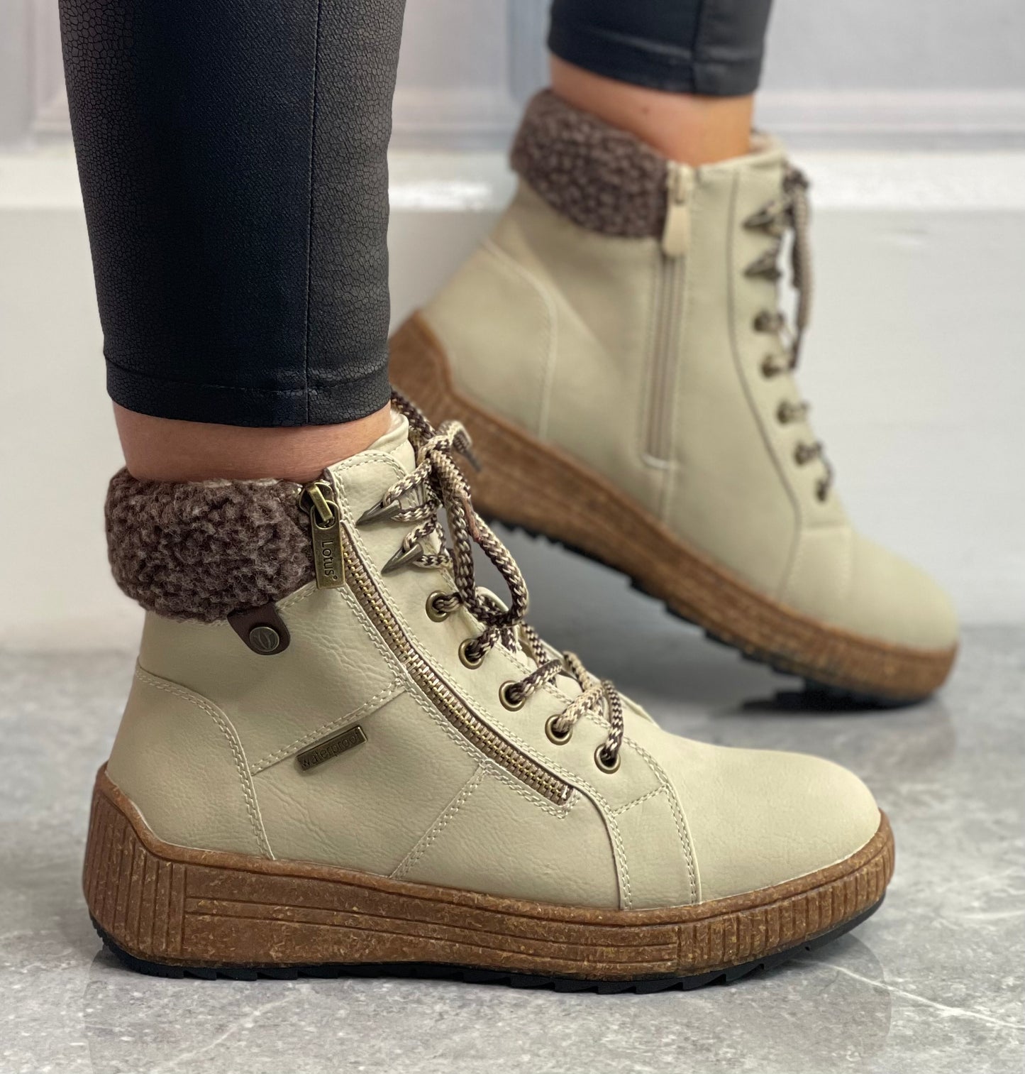 Lotus - 'Penrithe' Winter White Waterproof Boot