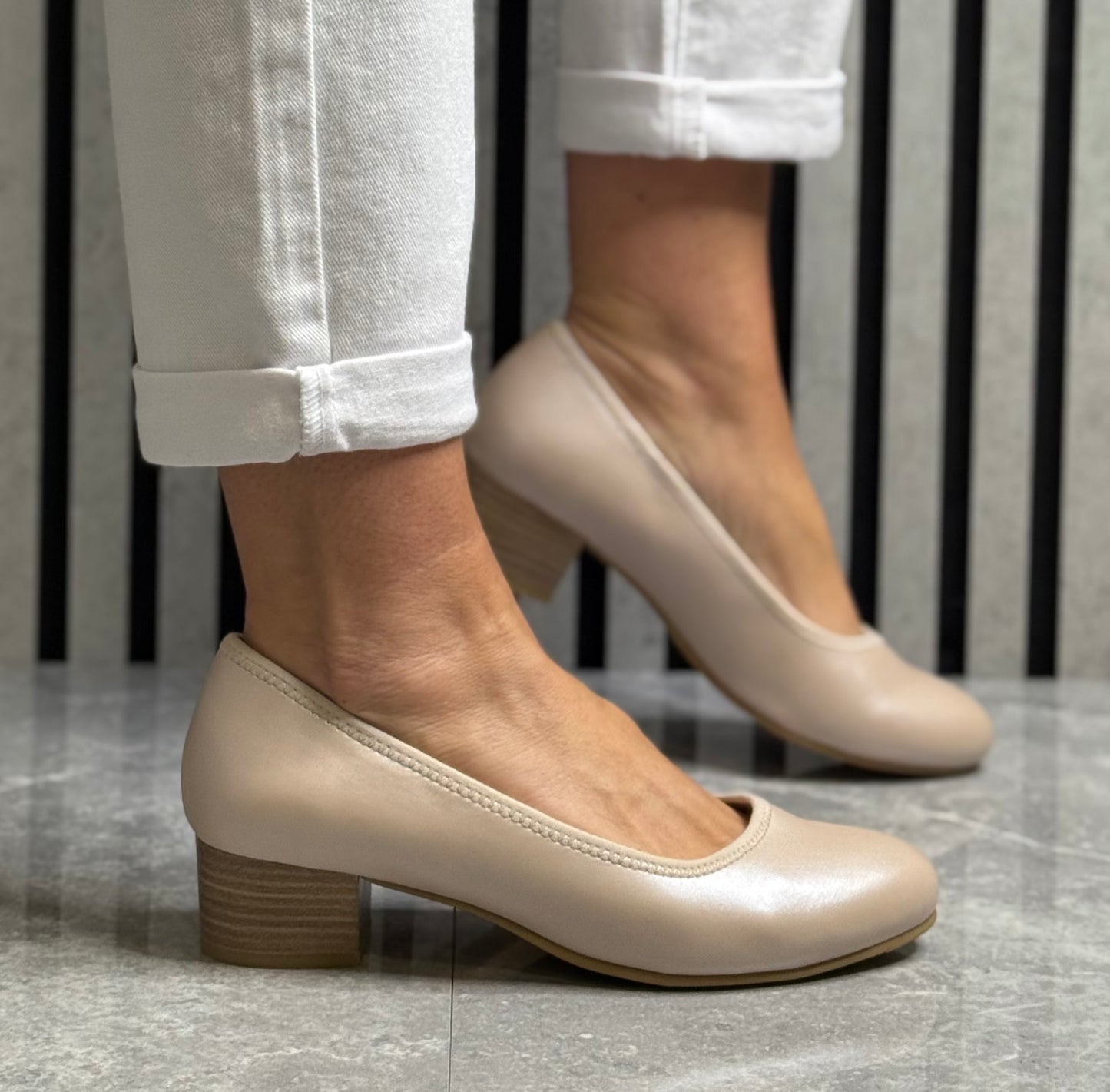 Jana - Pearlized Nude Shoe