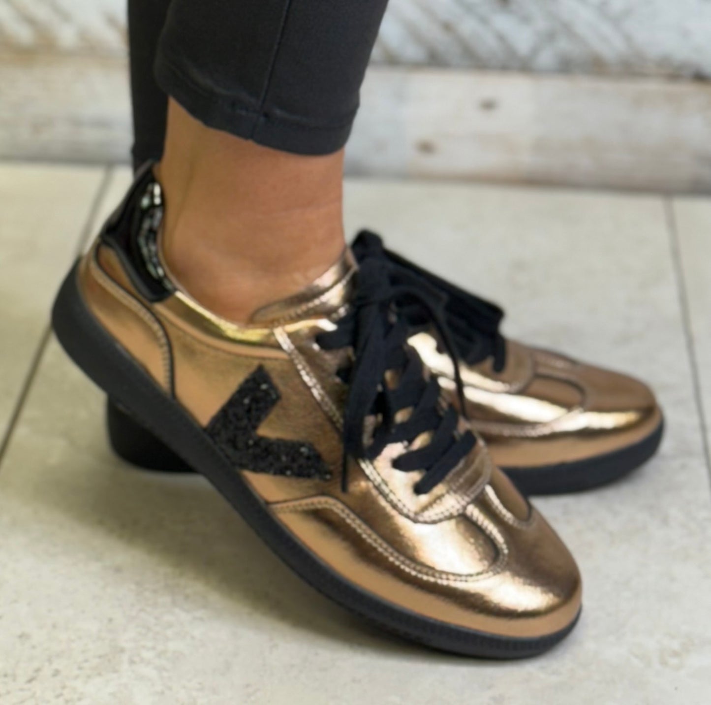 Drilleys- 'Seventy One' Antique Sparkle Trainer