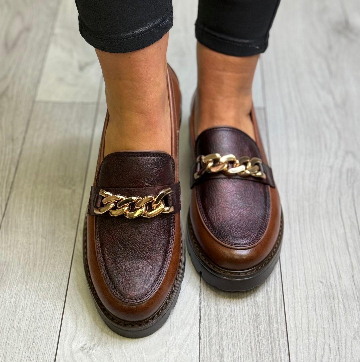 Zanni & Co - 'Daquia One Dritwood Loafer