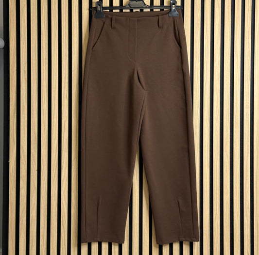Brown Pintuck 7/8 Trouser