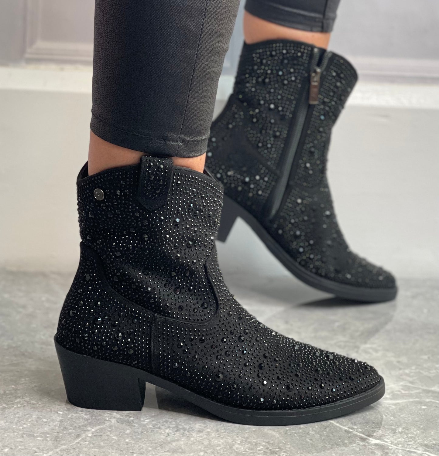 Xti - Black Embellished Cowboy Boot