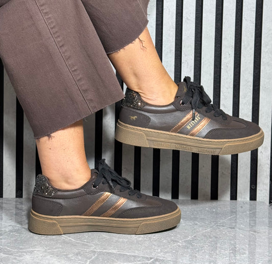 Mustang - Mocca Side Stripe Gum Sole Trainer