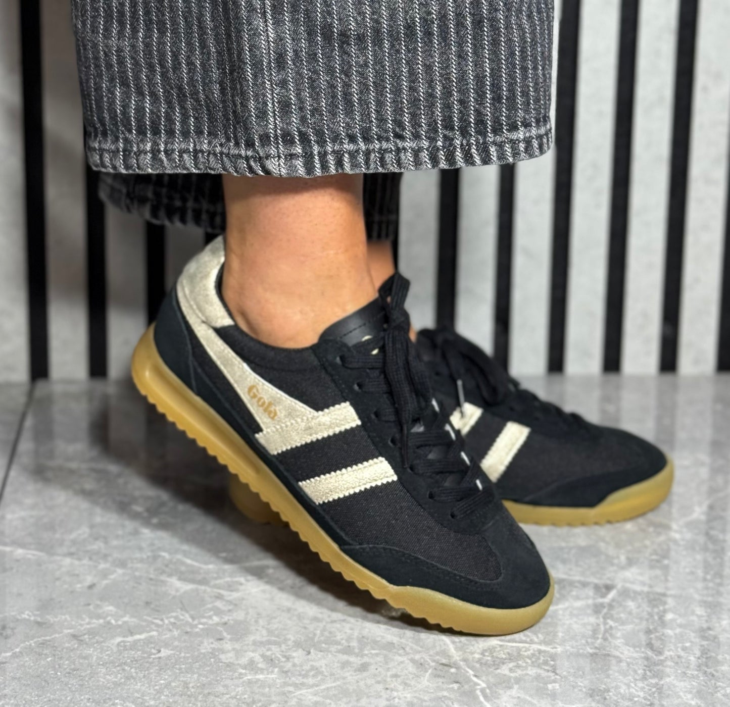 Gola - ‘Tornado' Black/Gold Trainer