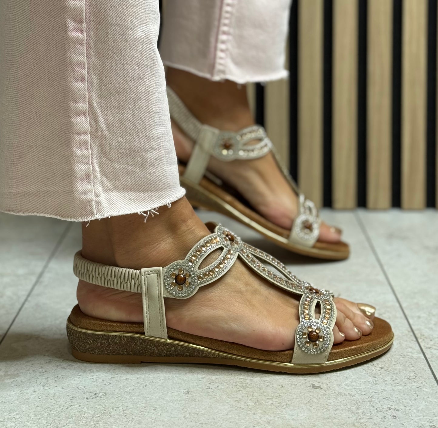Lunar - 'Indigo' Beige Wide Fit Sandal