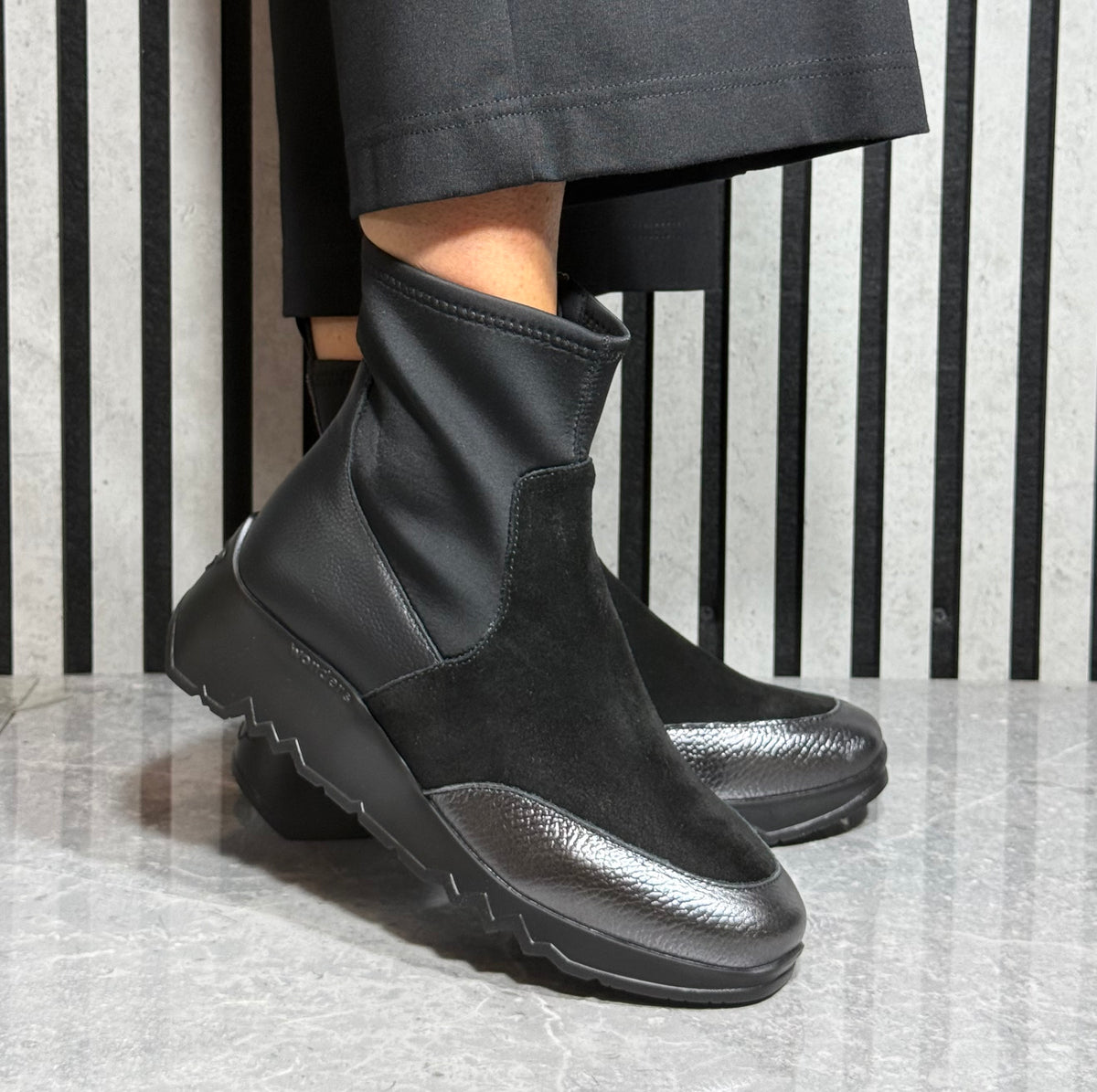 Wonders - E6782 Black/Pewter Metallic Leather Combo Sock Boot