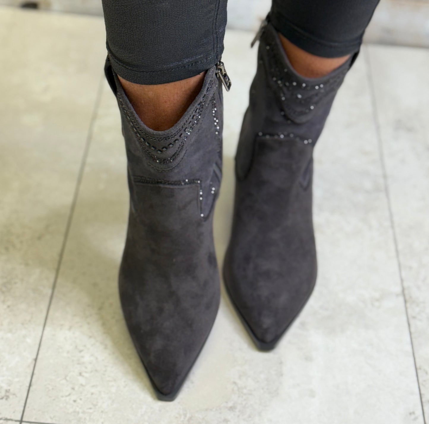 Una Healy - 'Baby Now' Winter Fog Cowboy Boot