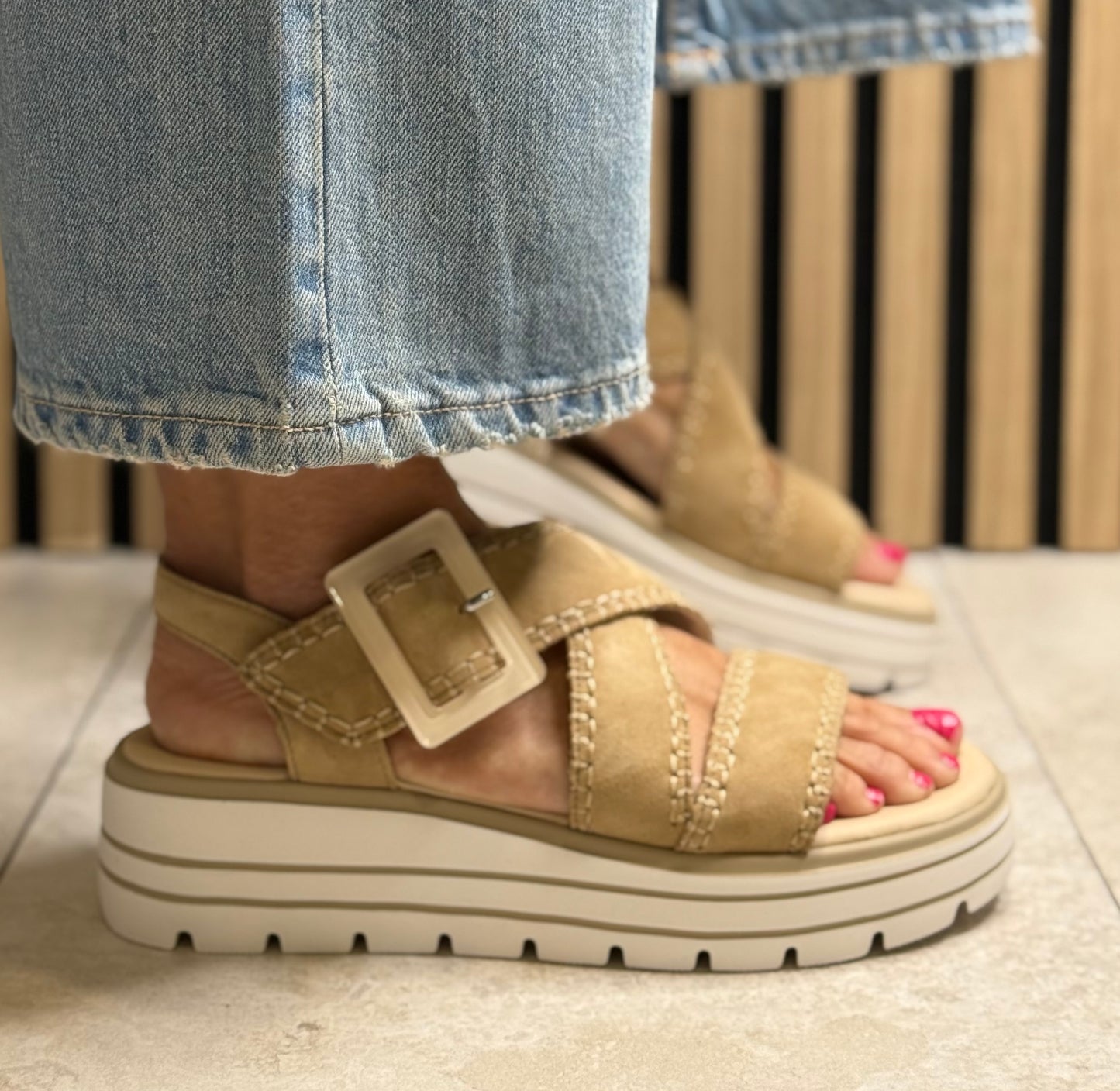 Remonte - Beige Suede Platform Sandal