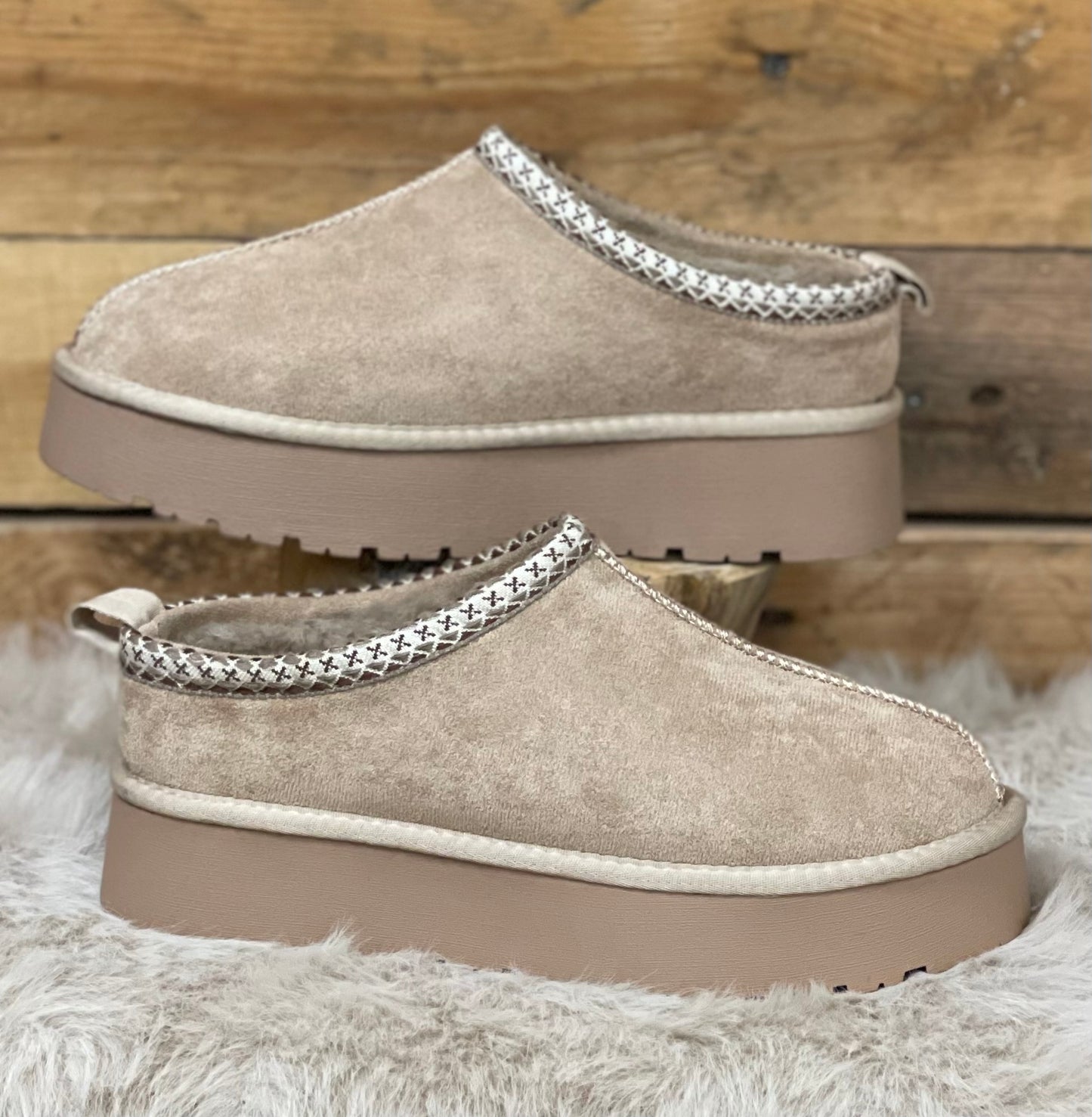 Xti - Beige Lined Platform Mule.