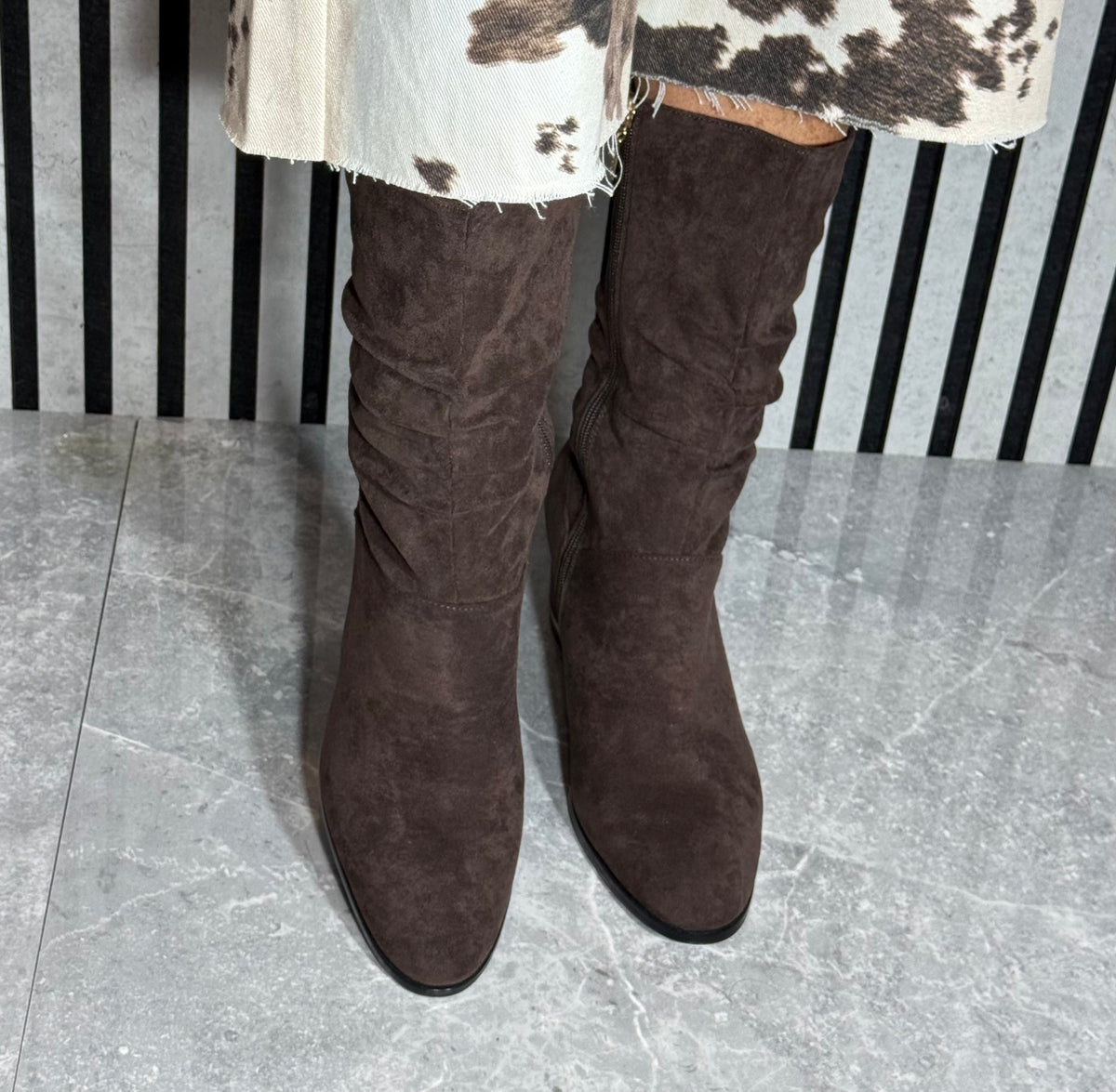 Kate Appleby - ‘Tilbrook' Truffique Ruched Mid Boot