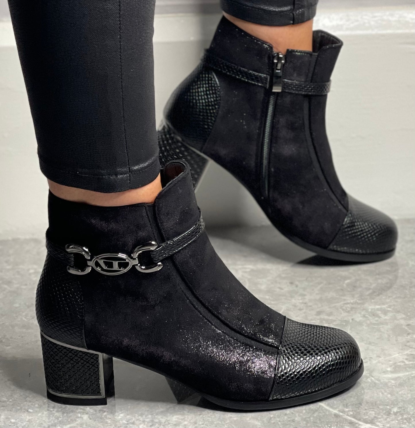 Redz - Black Metallic Ankle Boot