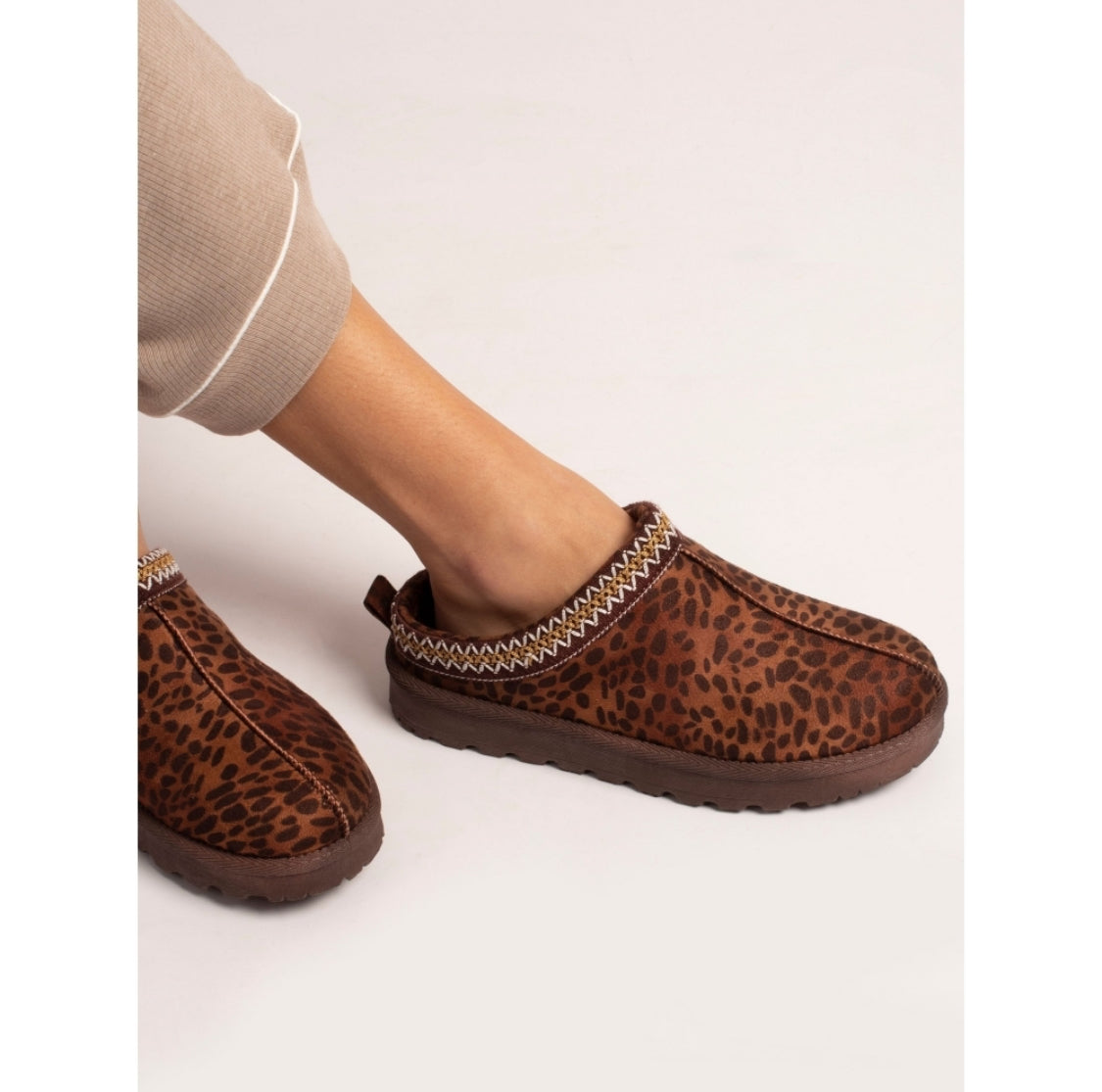 Lunar - 'Selina' Brown Slipper