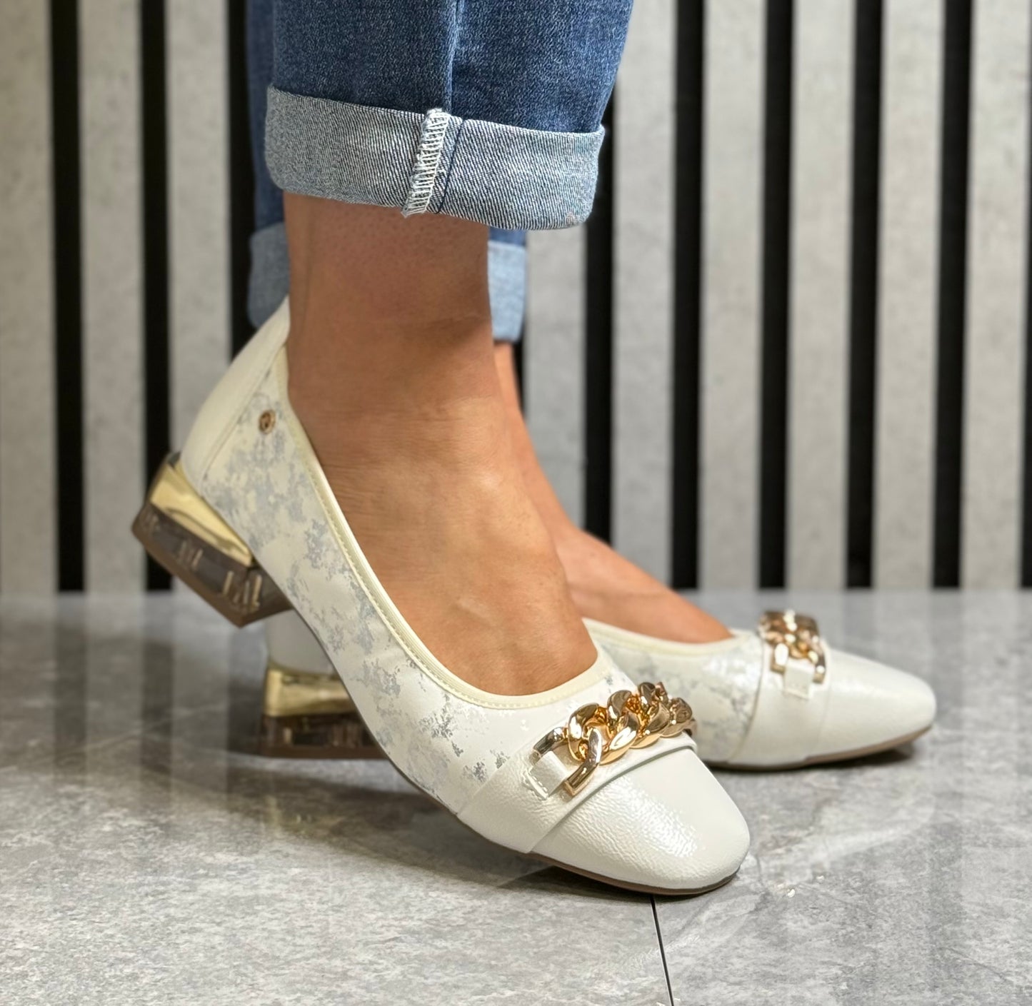 Zanni & Co - 'Mizukami One' Crystal Marble Shoe
