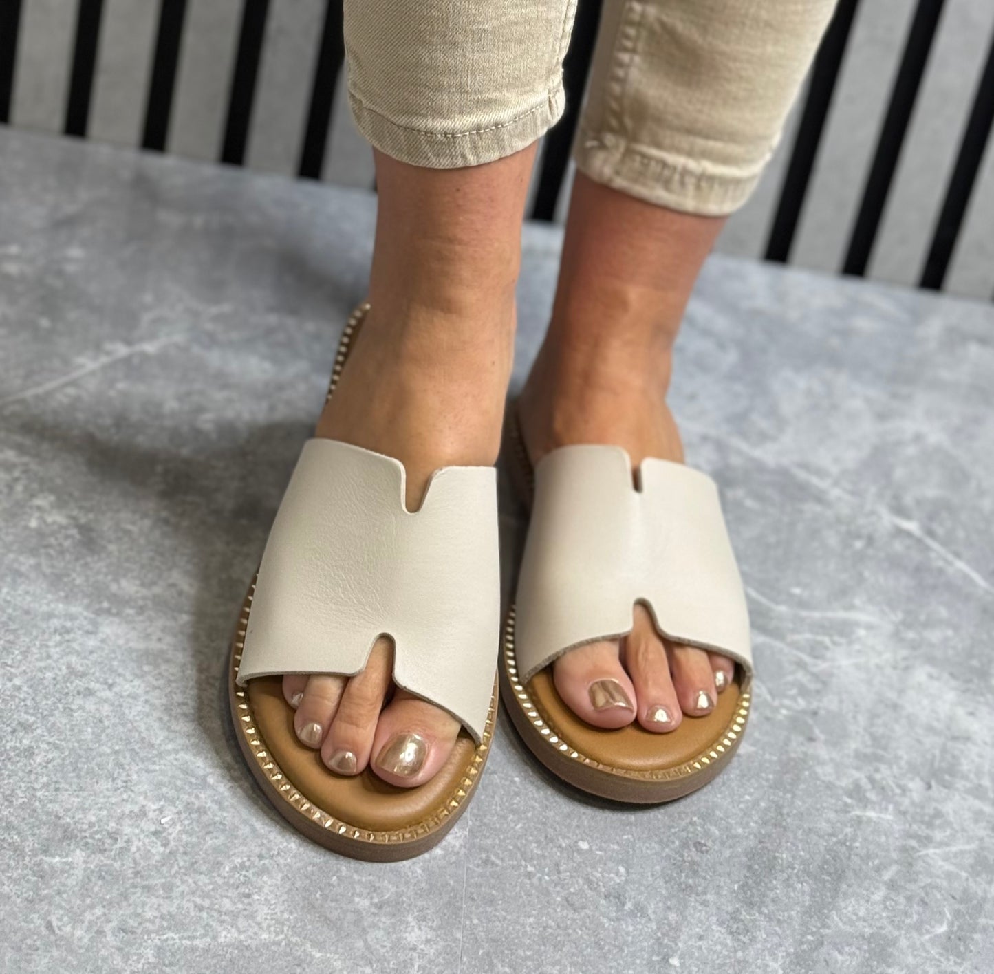 Tamaris - Ivory Leather Mule