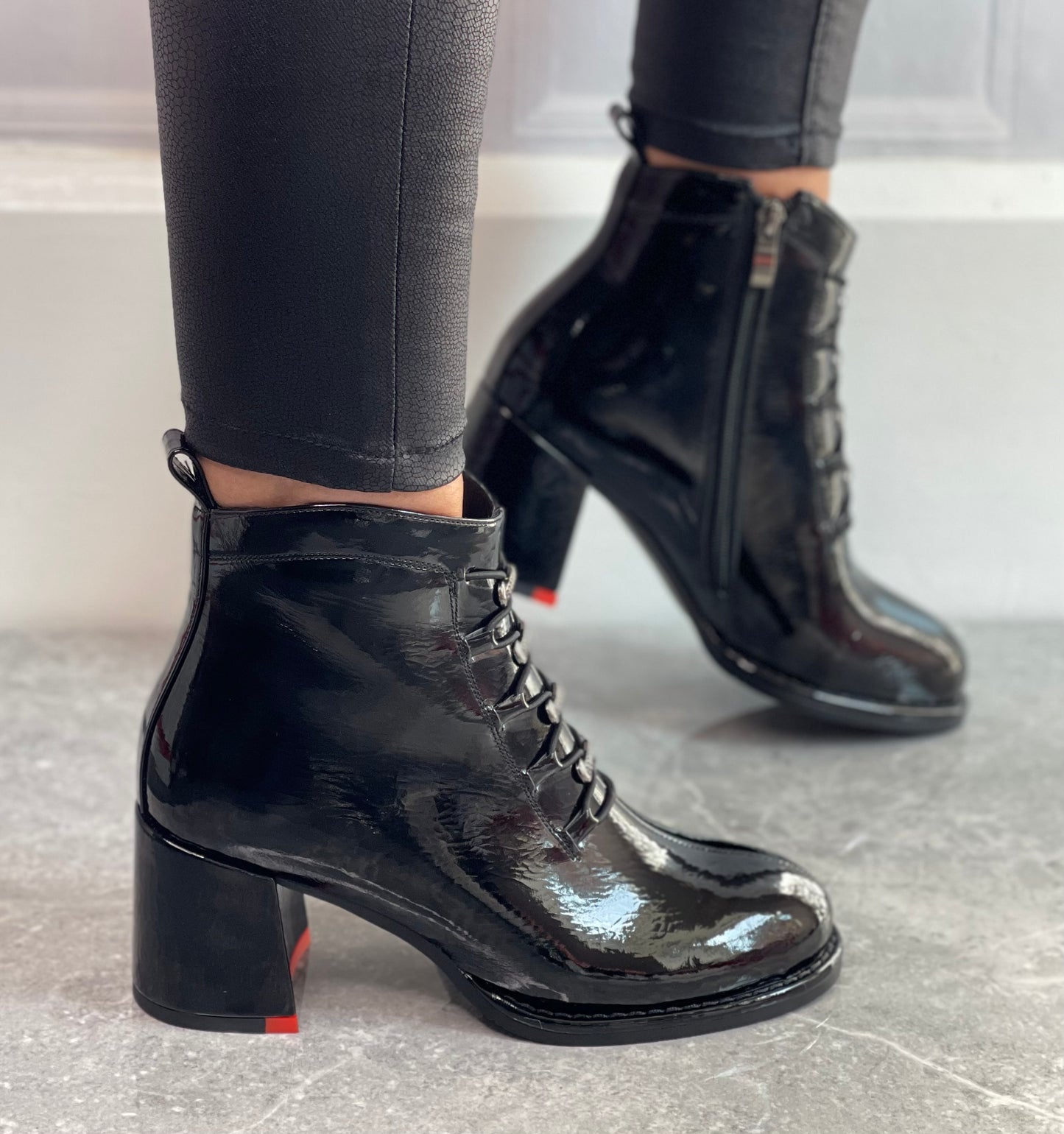 Redz - Black Patent Boot