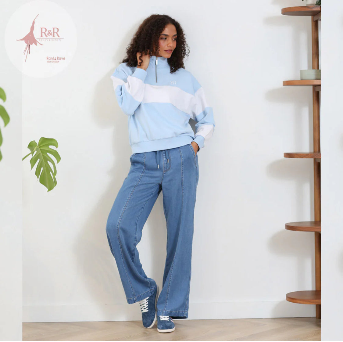 Rant & Rave - 'Lana’ Light Wash Wide Leg Jean