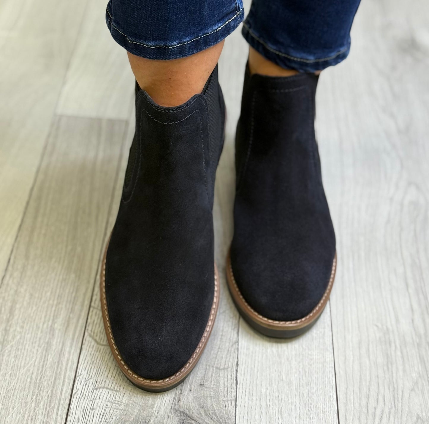 S Oliver - Navy Suede Chelsea Boot