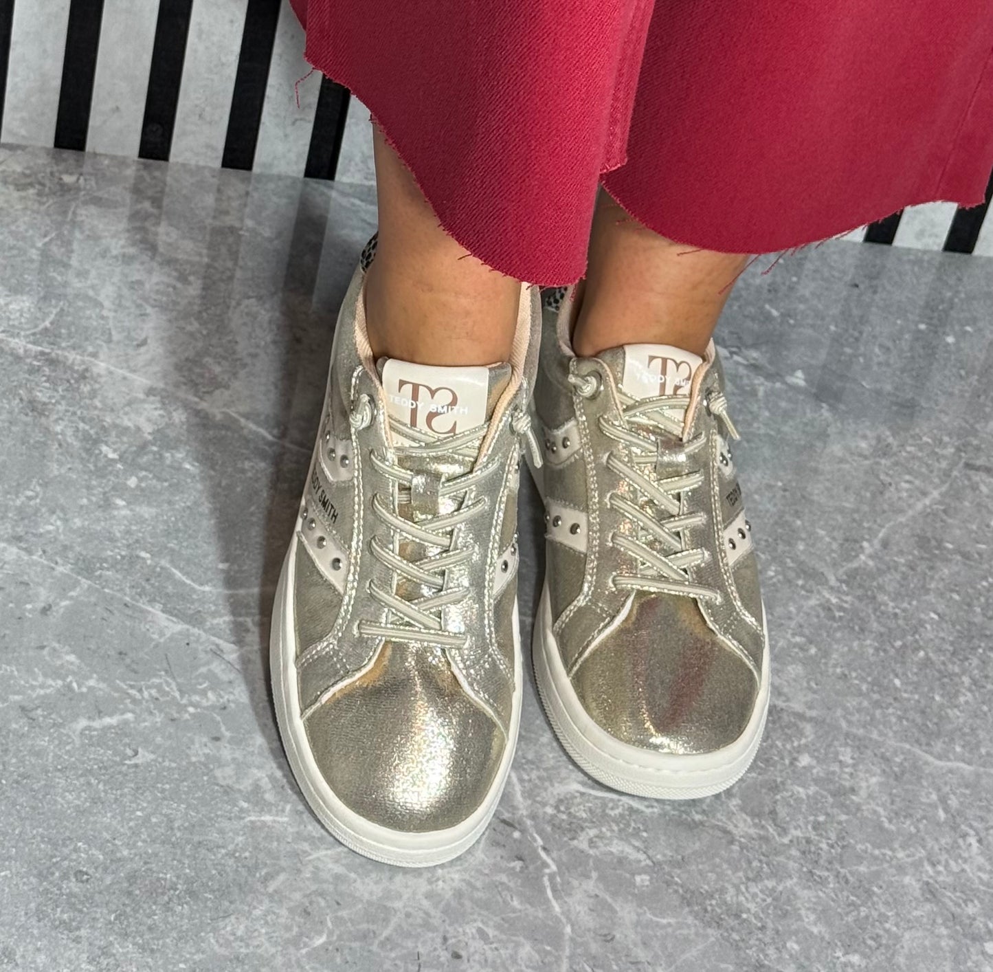 Teddy Smith - Gold Metallic Trainer (121122)