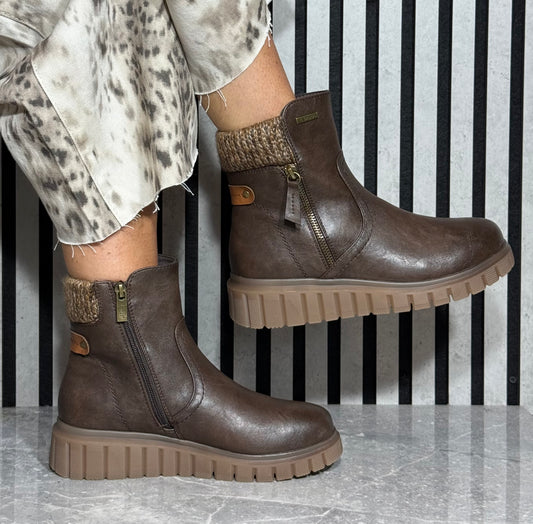 Lotus - 'Gwen' Brown Ankle Boot