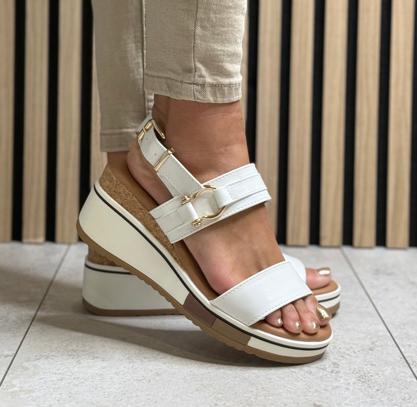 Redz - White Cork Detail Wedge Sandal