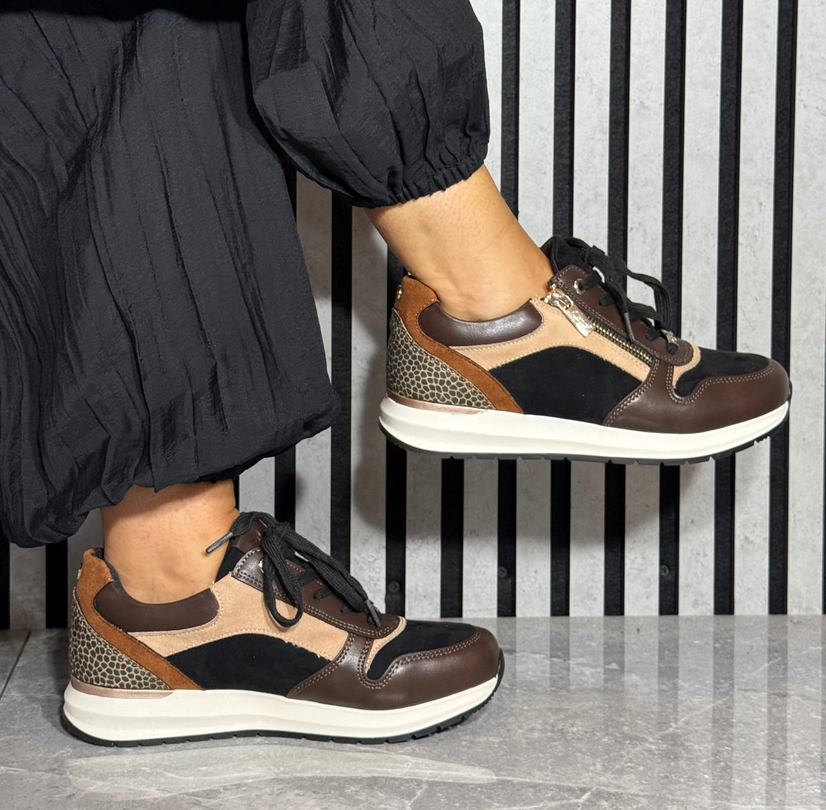 Lotus - 'Venus' Brown/Black Combo Trainer