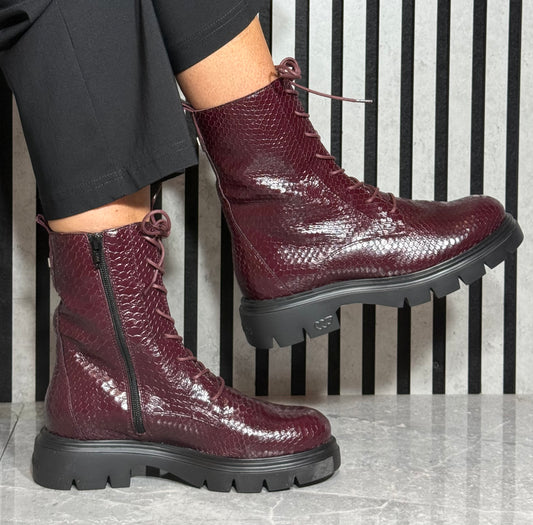 Wonders - A-4313 Vino Detailed Leather Boot