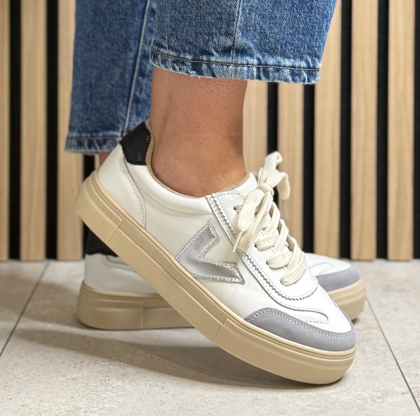 Drilleys- 'Eighty' Nivet Platform Trainer