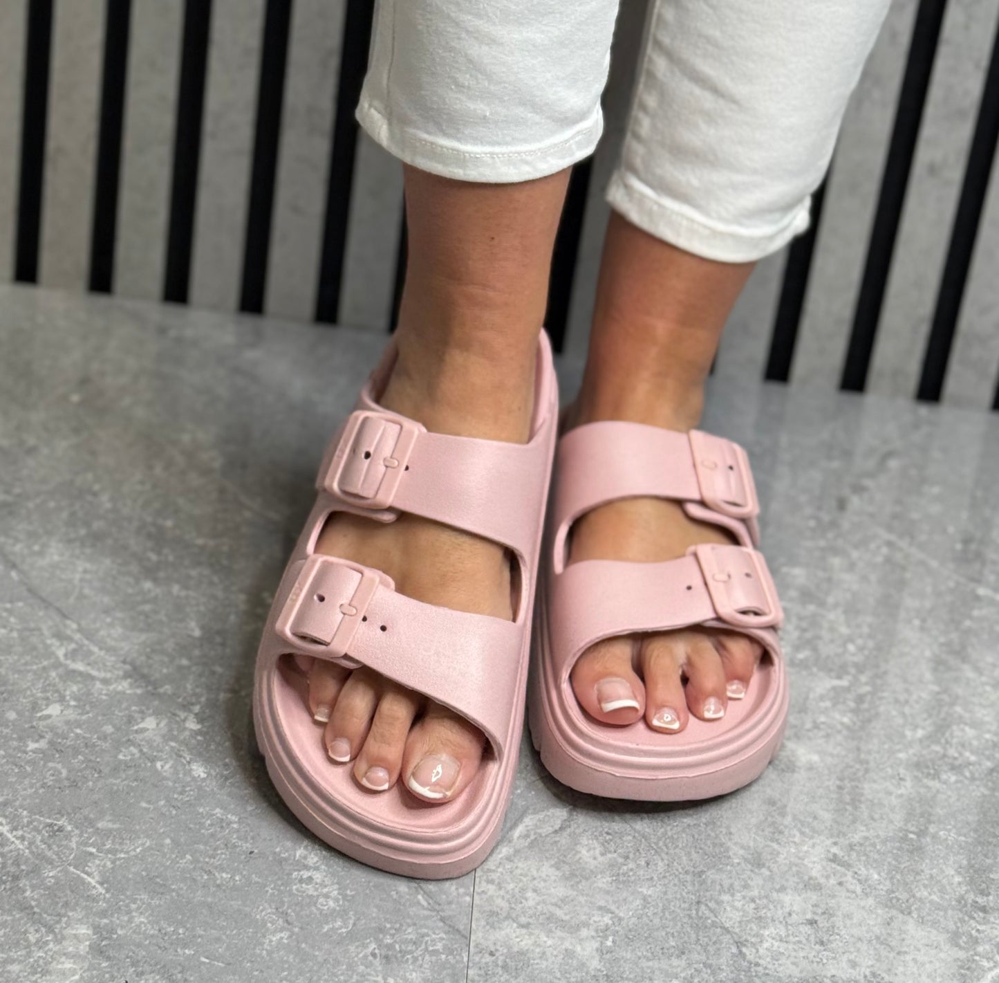 Xti - Baby Pink Double Strap Slider (142550)