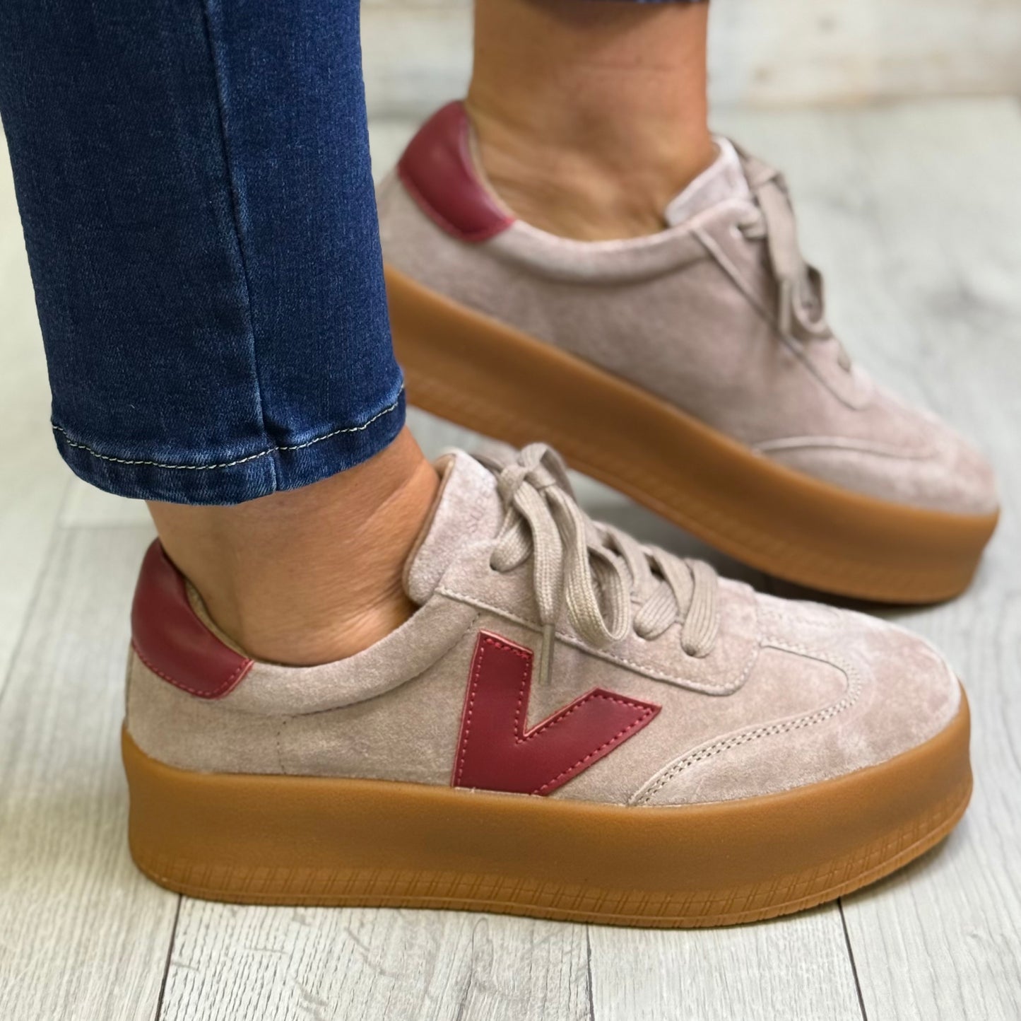 Drilleys- 'Eighty Four' Brick Red Platform Trainer