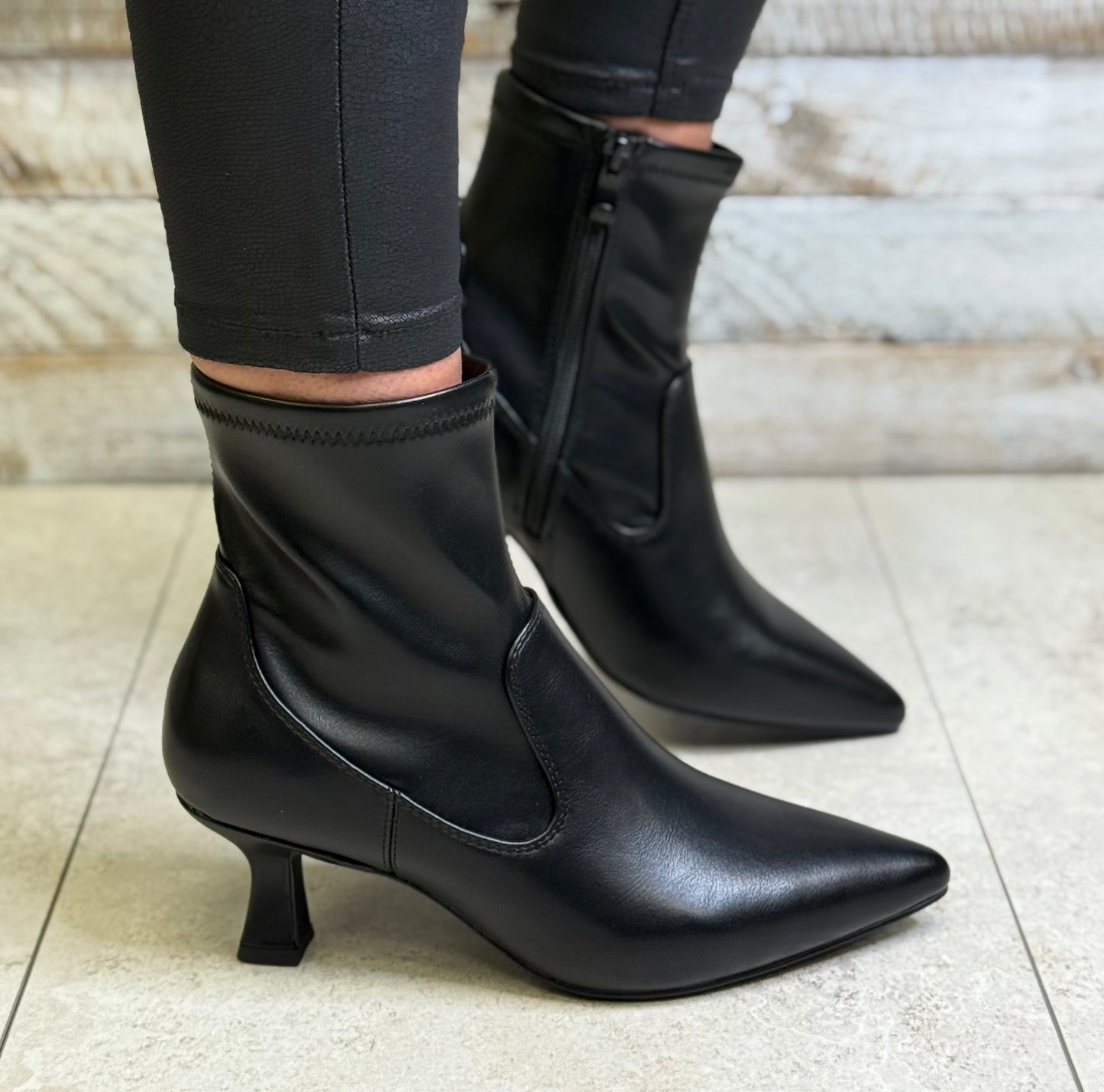 Marco Tozzi - Black Pointed Kitten Heel Boot