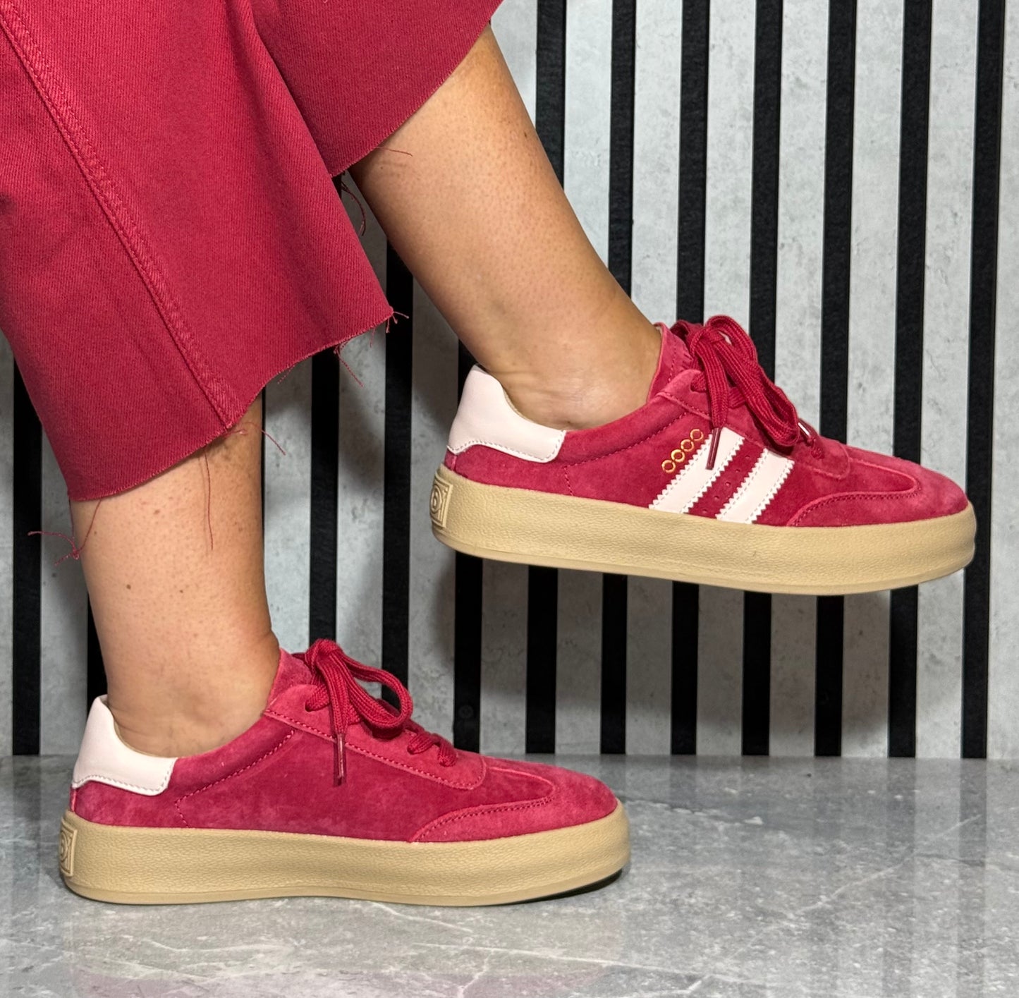 Drilleys- 'Thirty Three' Scarlett Trainer