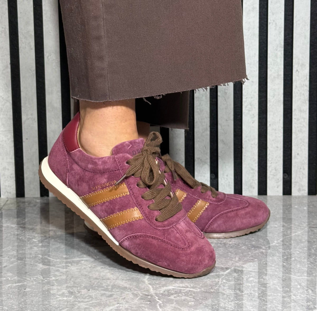 Drilleys- 'Ninety Nine' Razzberry Trainer