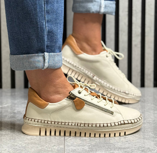 Modella - ‘Josie' Cream Casual Leather Shoe