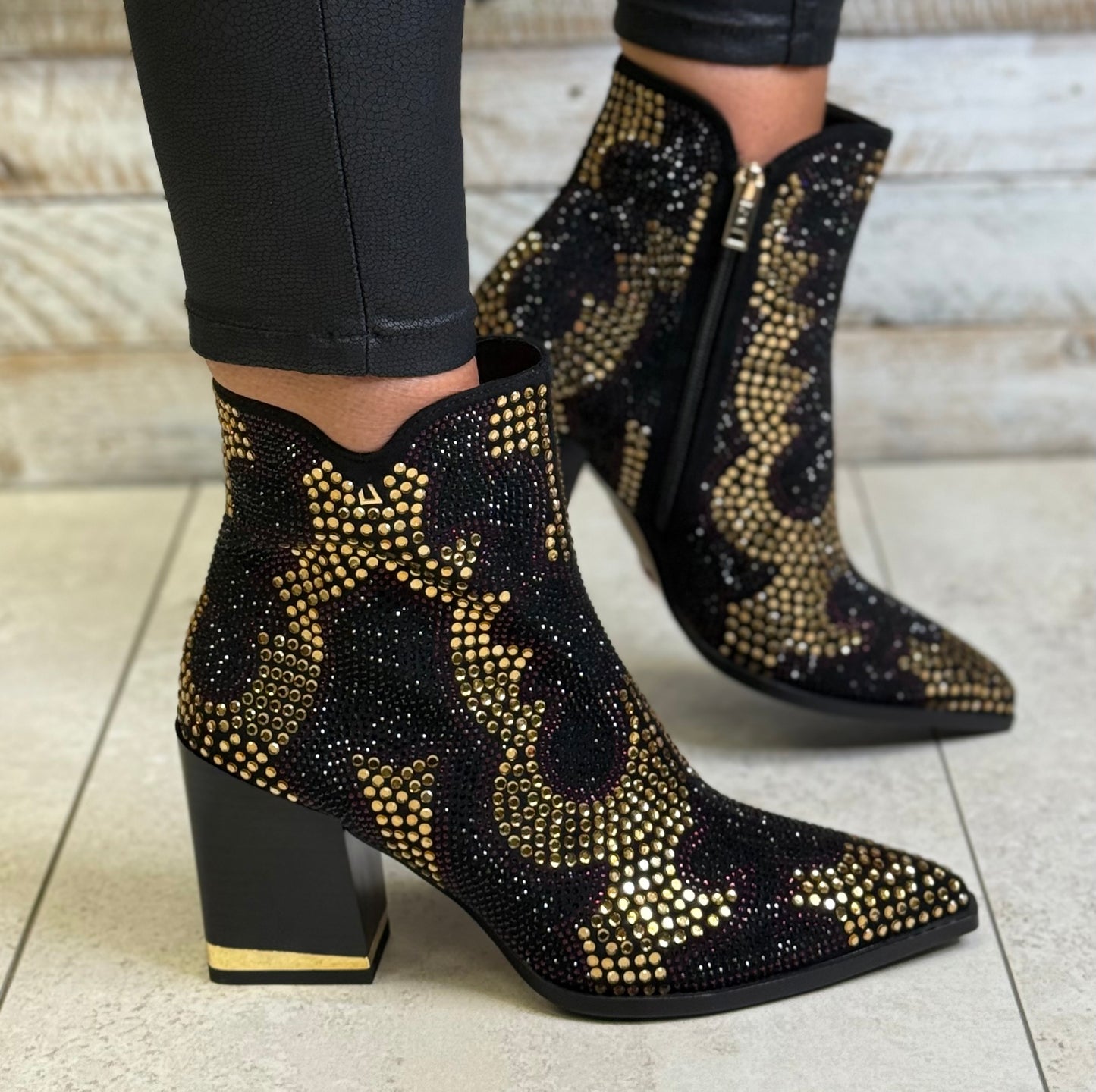 Una Healy - 'If I Had A Boat' Vinyl Bling Boot