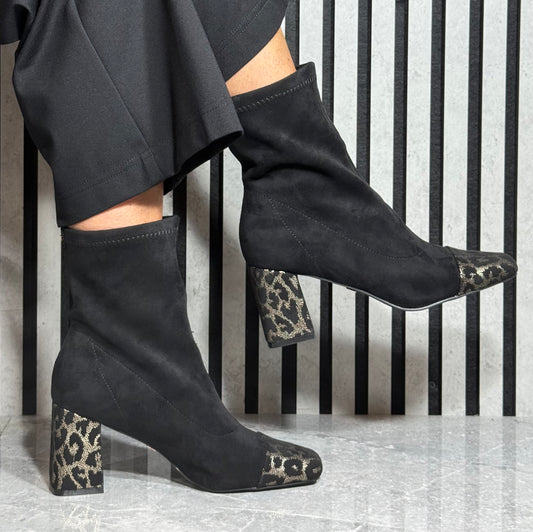 Una Healy - 'Homegrown' Vinyl Wild Block Heel Boot