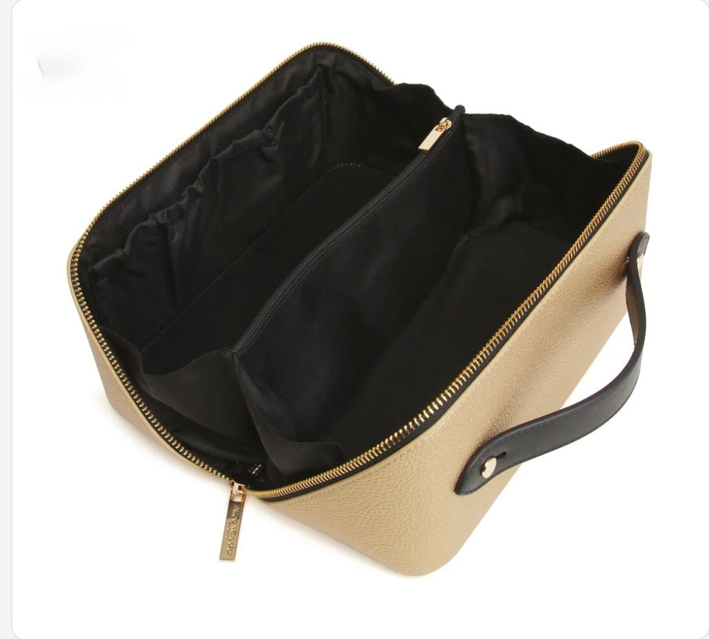 Alice Wheeler - Kensington Gold Train Case