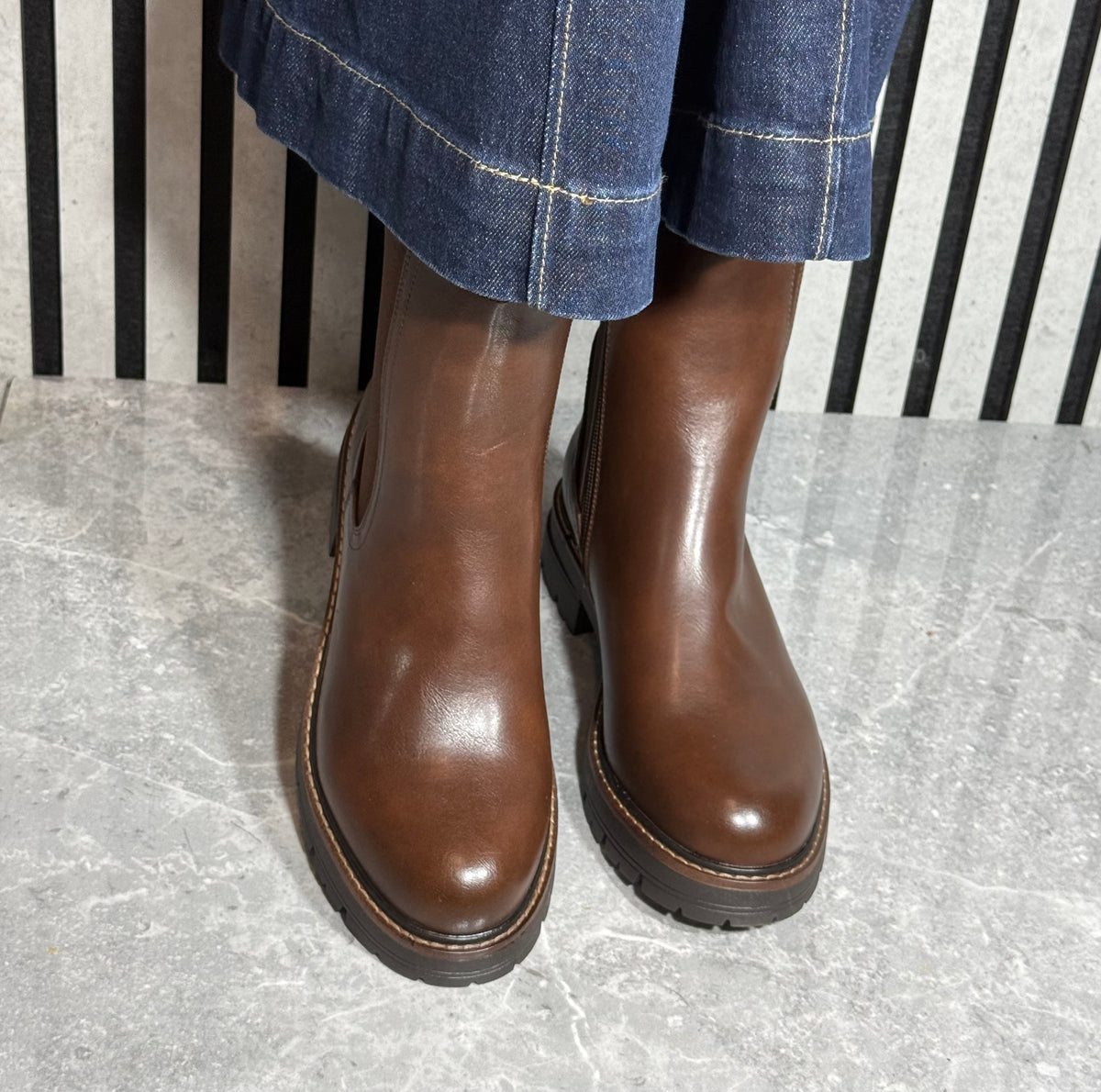 Redz - Brown Chunky Gusset Boot