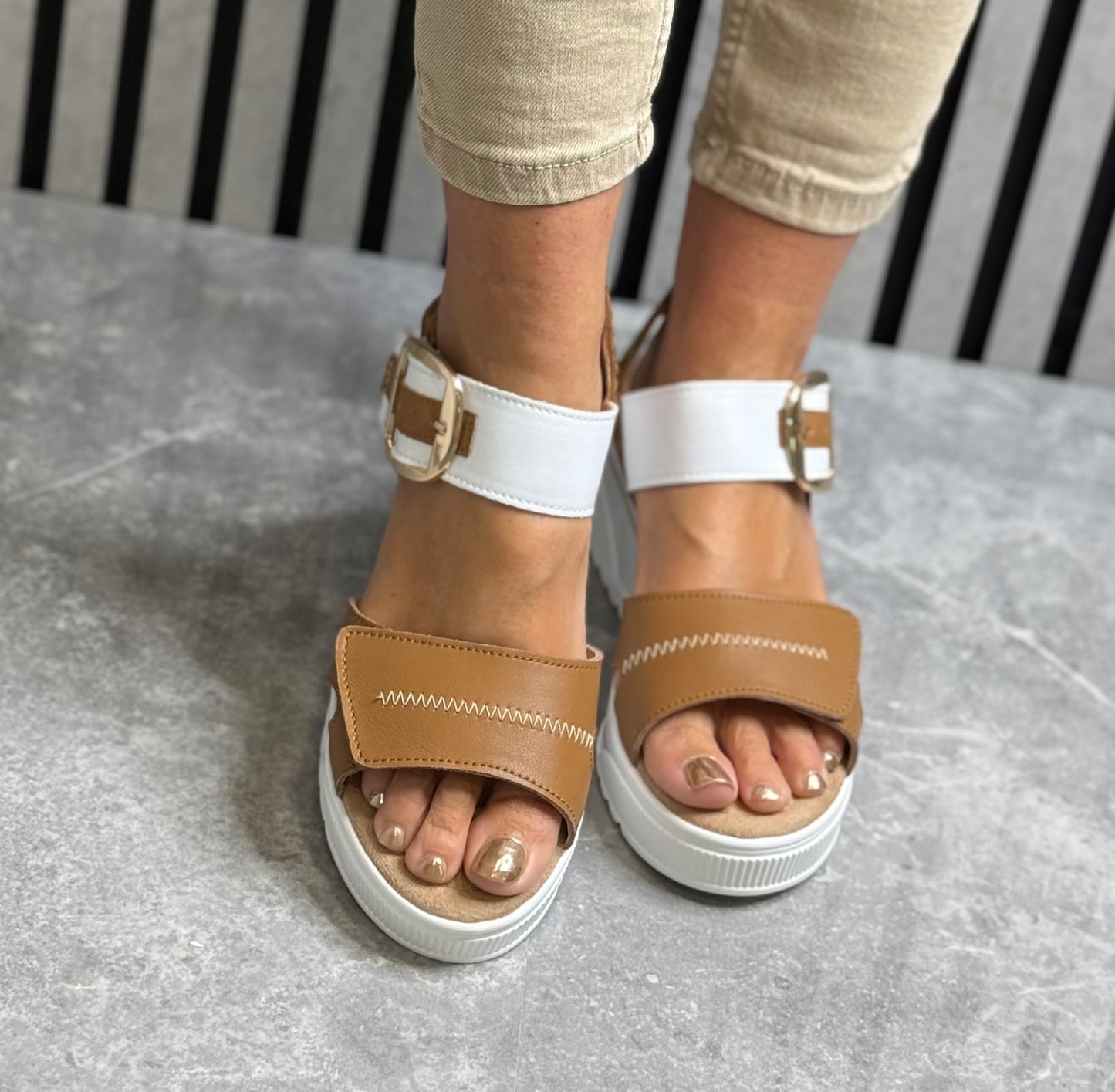 Redz - Tan/Leopard Buckle Detail Wedge Sandal
