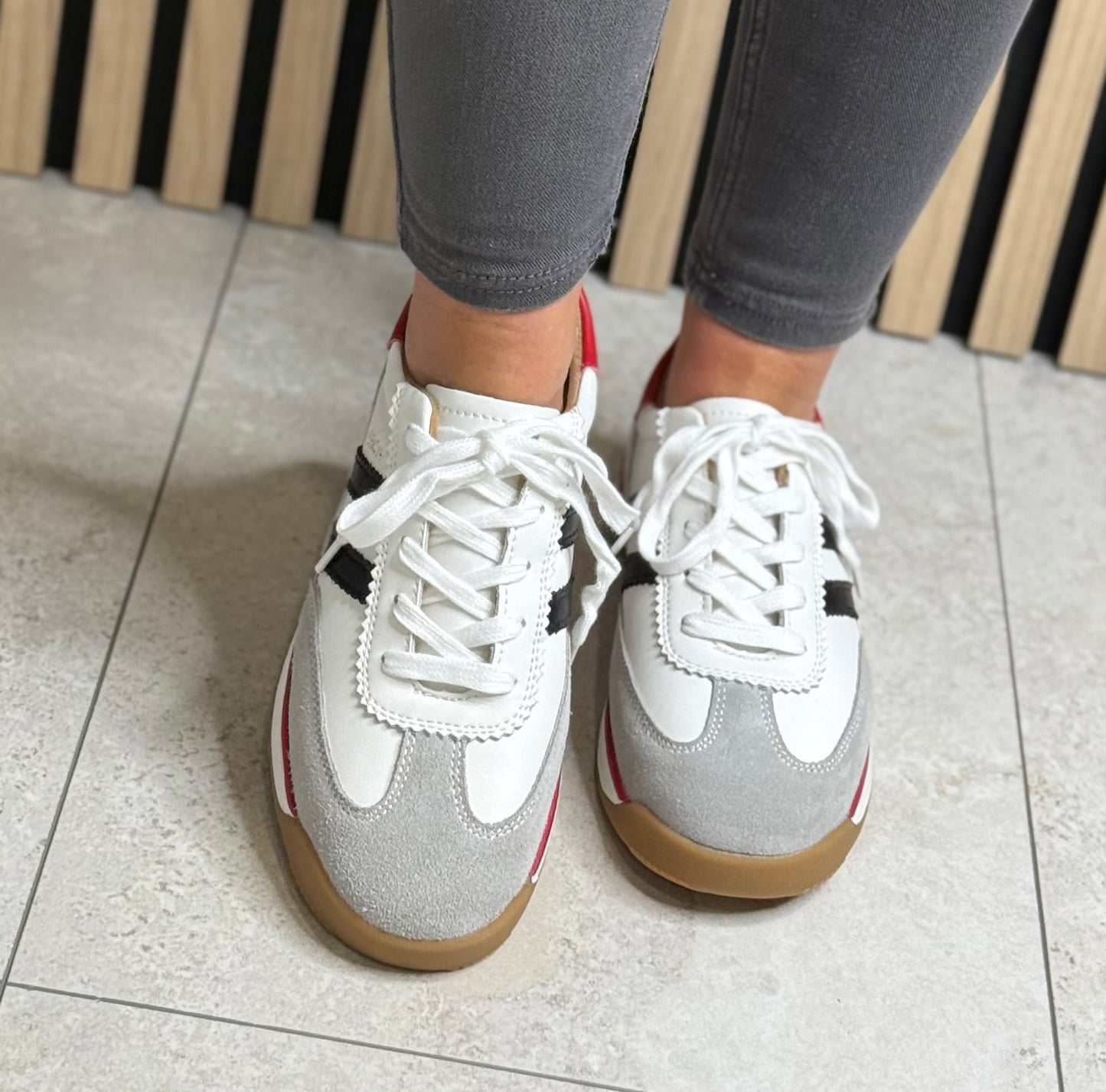 Drilleys- 'Seventy Three' Bloodline Stripe Trainer