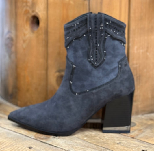 Una Healy - 'Baby Now' Winter Fog Cowboy Boot